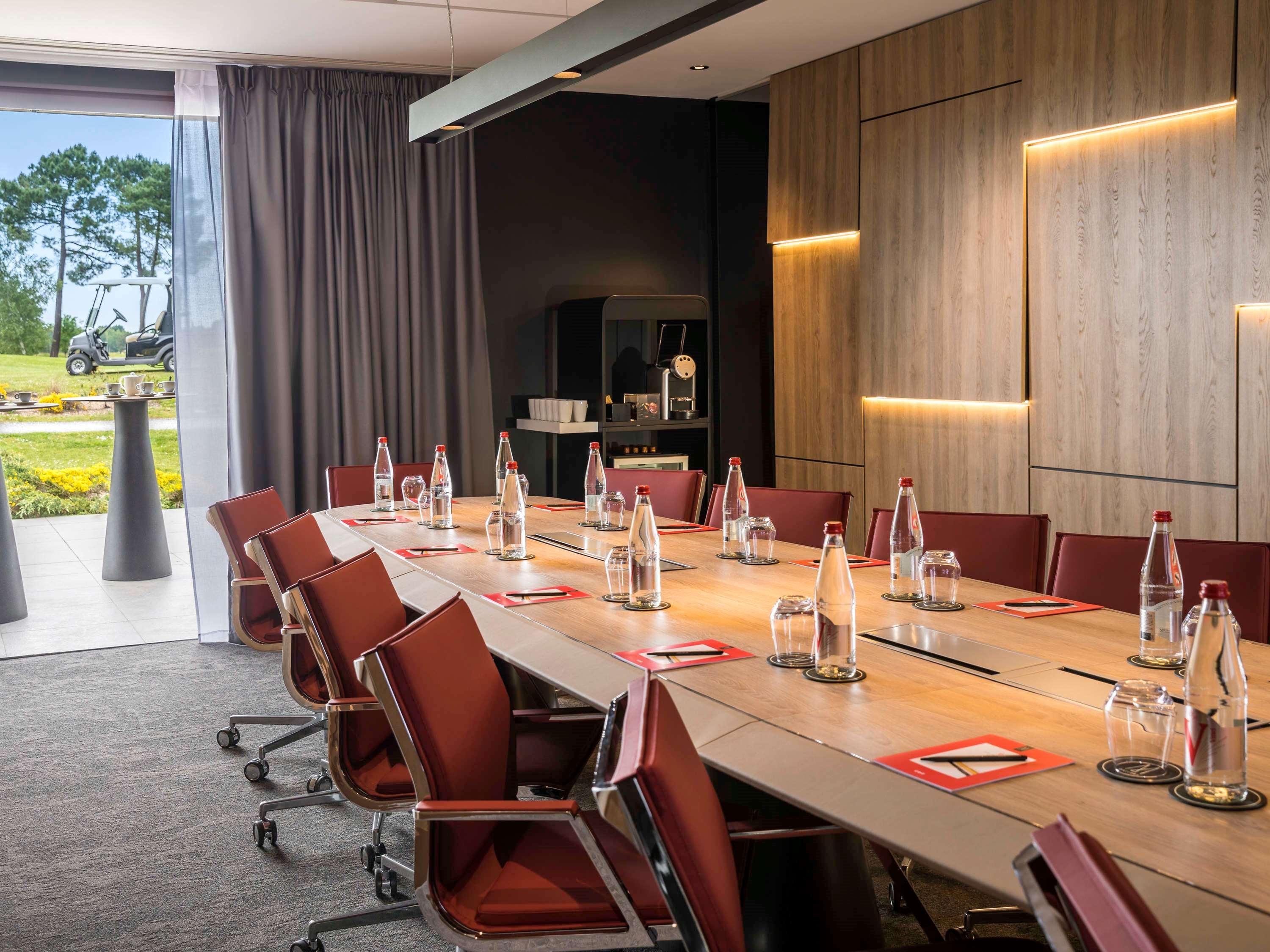Cabot Hotel Bordeaux - Mgallery Collection Le Pian-Medoc Екстер'єр фото