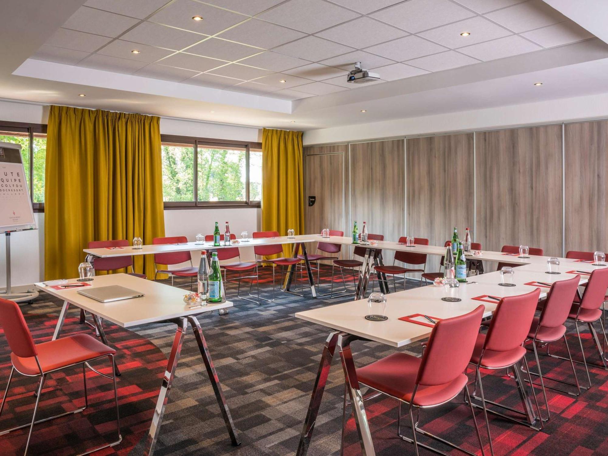 Cabot Hotel Bordeaux - Mgallery Collection Le Pian-Medoc Екстер'єр фото